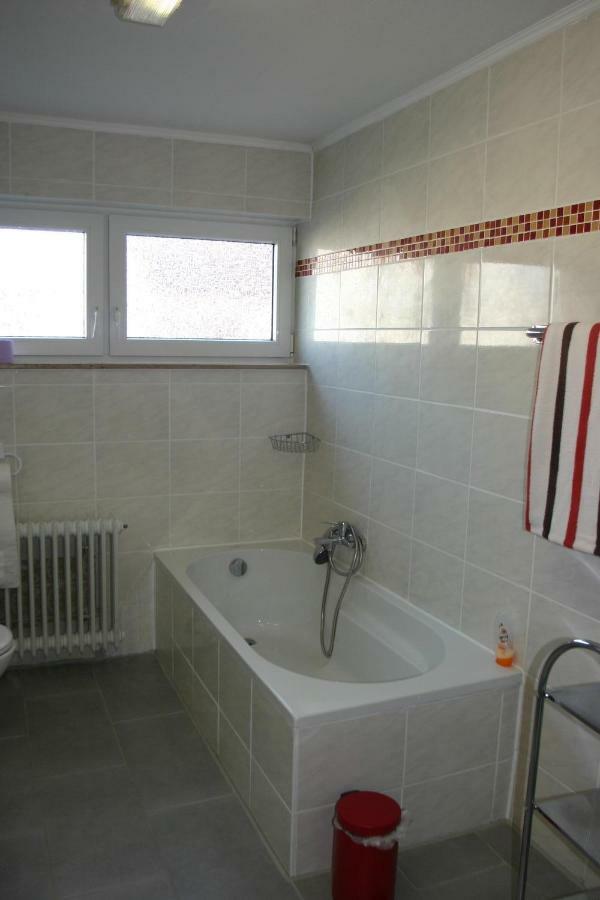 Riederich Apartmentbuymetzingen מראה חיצוני תמונה