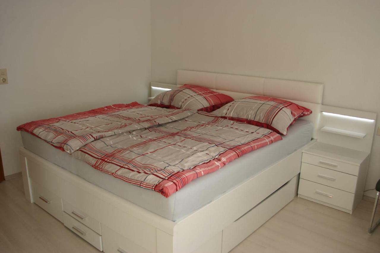 Riederich Apartmentbuymetzingen מראה חיצוני תמונה